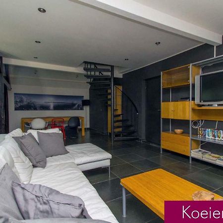 Hannahhoeve Private House With Wifi And Free Parking For 1 Car Весп Экстерьер фото